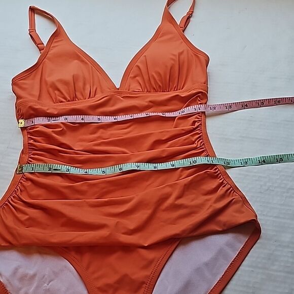 Tommy Bahama orange runched one piece swimsuit size 4 - Picture 7 of 8